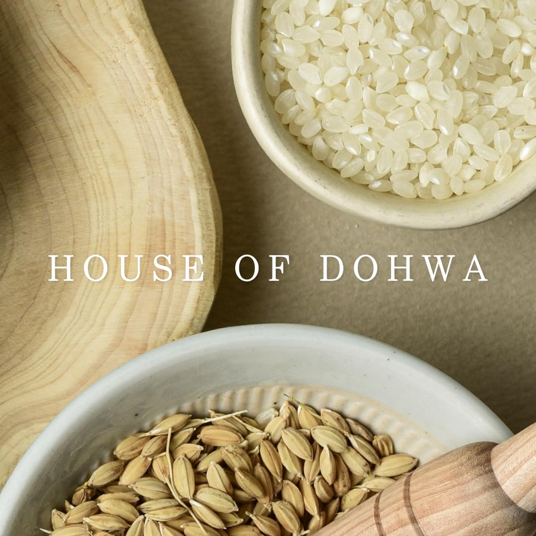 House of Dohwa 60g jar in hand showing compact size and travel-friendly convenience