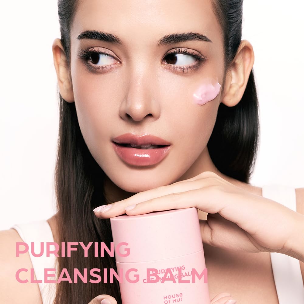 House of Hur balm melting into oil on skin to dissolve makeup quickly and effectively