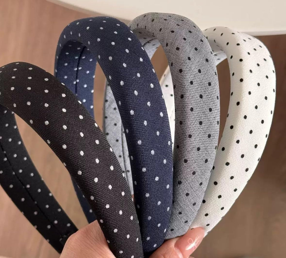 Huachi front packaging showing four polka dot headbands and versatile colors