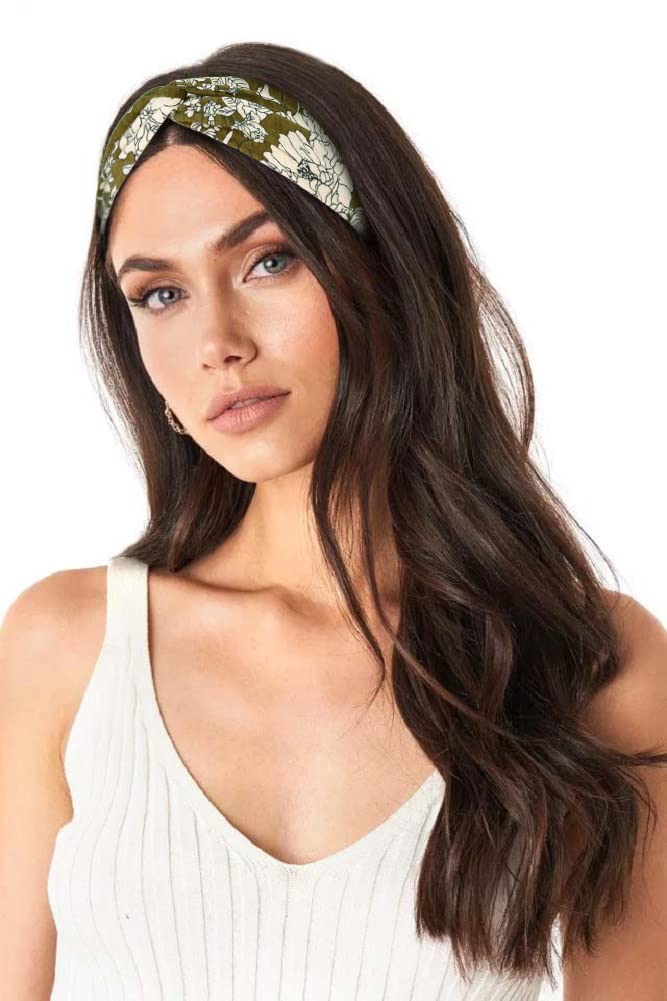 Huachi headband worn with a ponytail demonstrating secure, comfortable fit