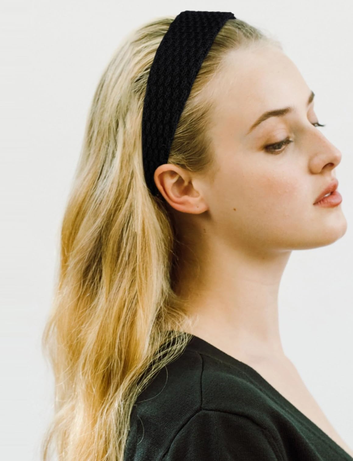 Huachi headband worn outdoors showing comfortable everyday wear