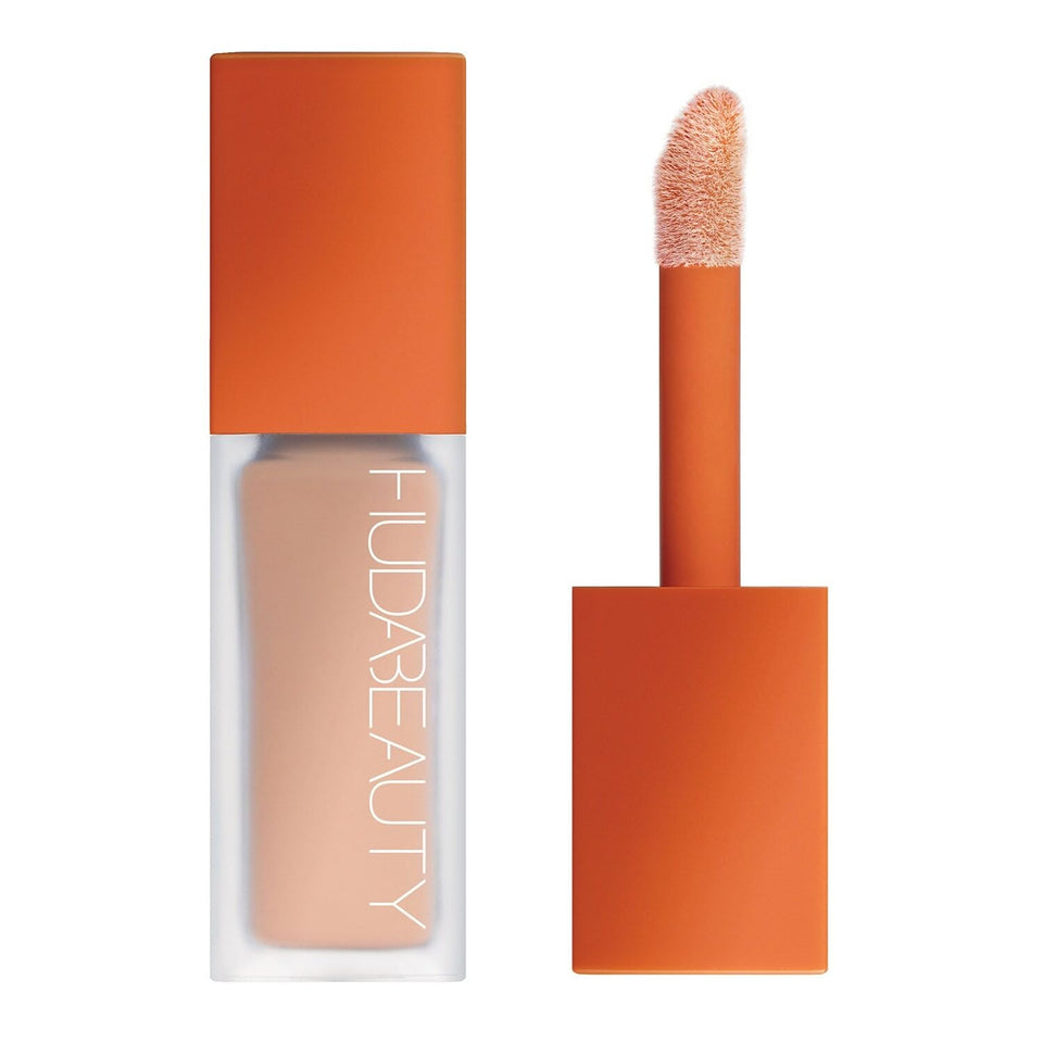 HUDA under-eye corrector front packaging shows shade and applicator for quick brightening