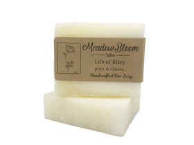 Hunter Cattle Co. front packaging showing two unscented tallow bars and label benefits