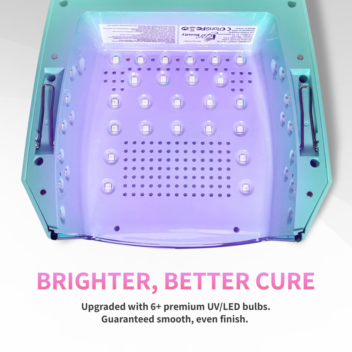 iGel Beauty removable 9000mAh battery being swapped for cordless convenience