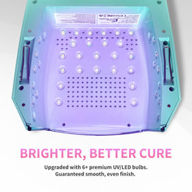 iGel Beauty removable 9000mAh battery being swapped for cordless convenience