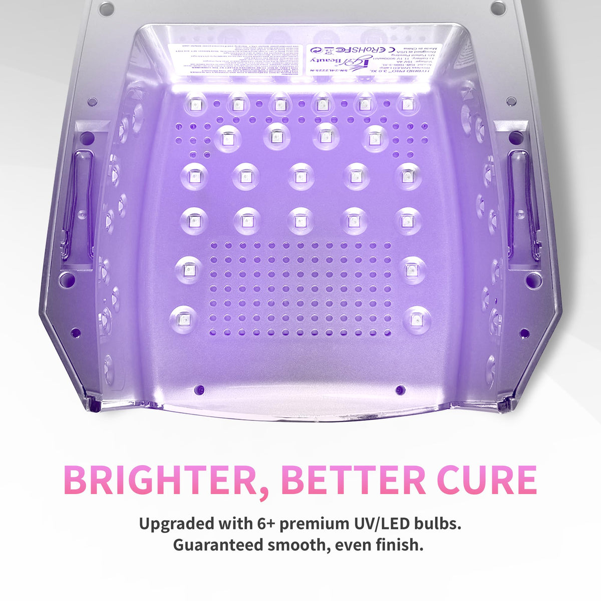 iGel Beauty interior wide shot with extra-room for XL nails, ensuring even multi-nail cures