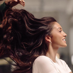 IGK conditioner creamy texture displayed for smooth detangling benefit