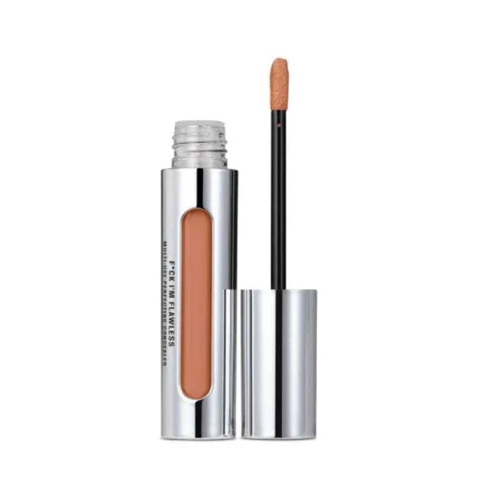 Il Makiage concealer front packaging showing applicator for precise coverage