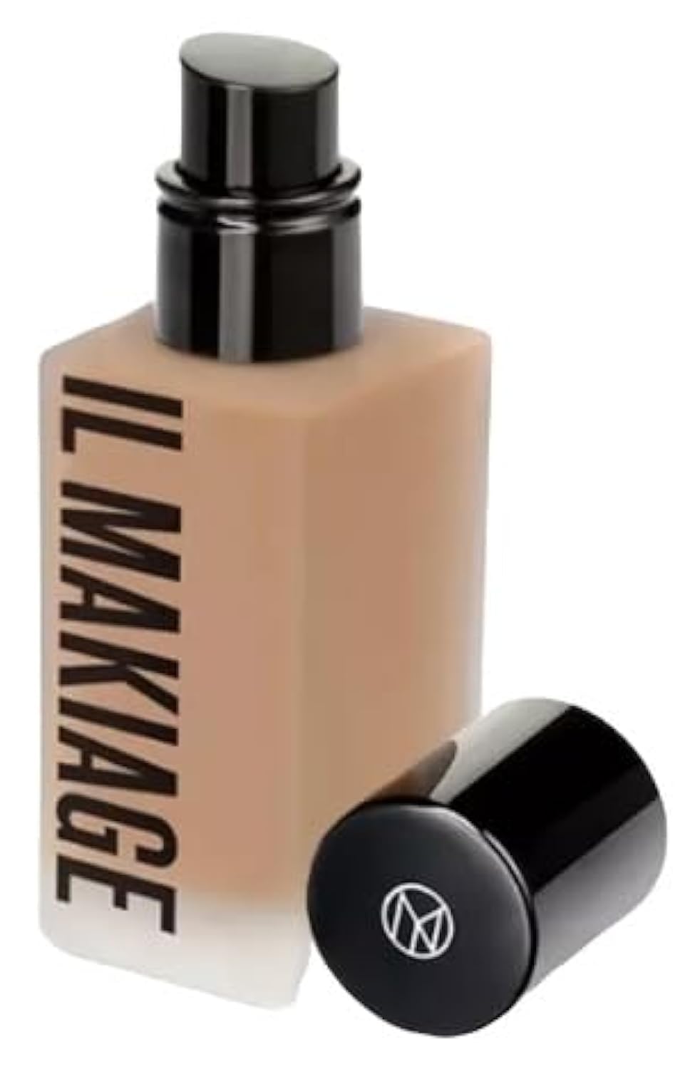Il Makiage bottle front view showing shade 120 and sleek packaging for flawless application