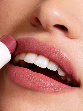 ILIA lifestyle image of model wearing Lullaby for an everyday polished look