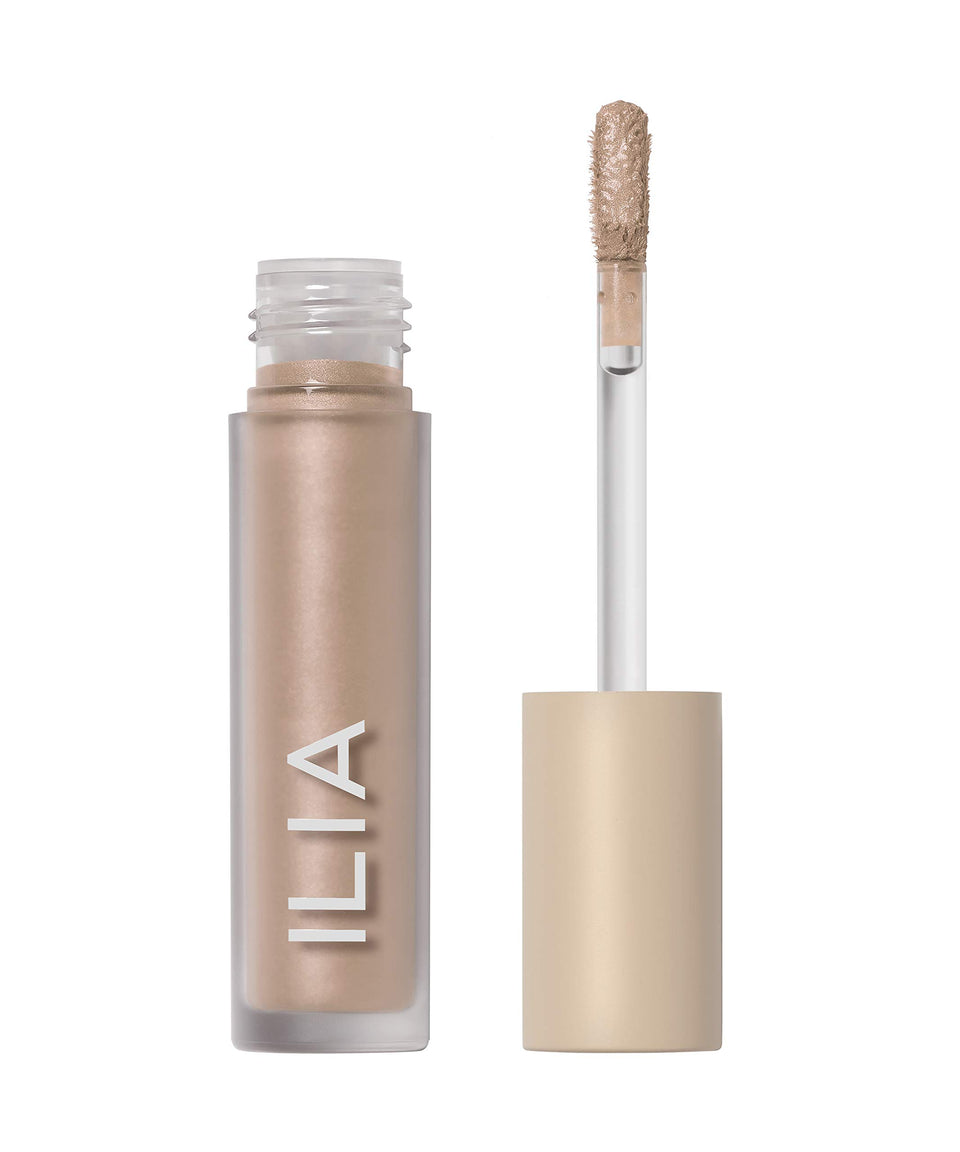 ILIA front packaging showing tube and branding, clean cosmetic appeal