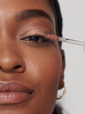 ILIA lid before and after showing crease-free wear and long-lasting benefit