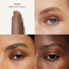 ILIA Eye Stylus slanted tip close-up for precise lining and blending