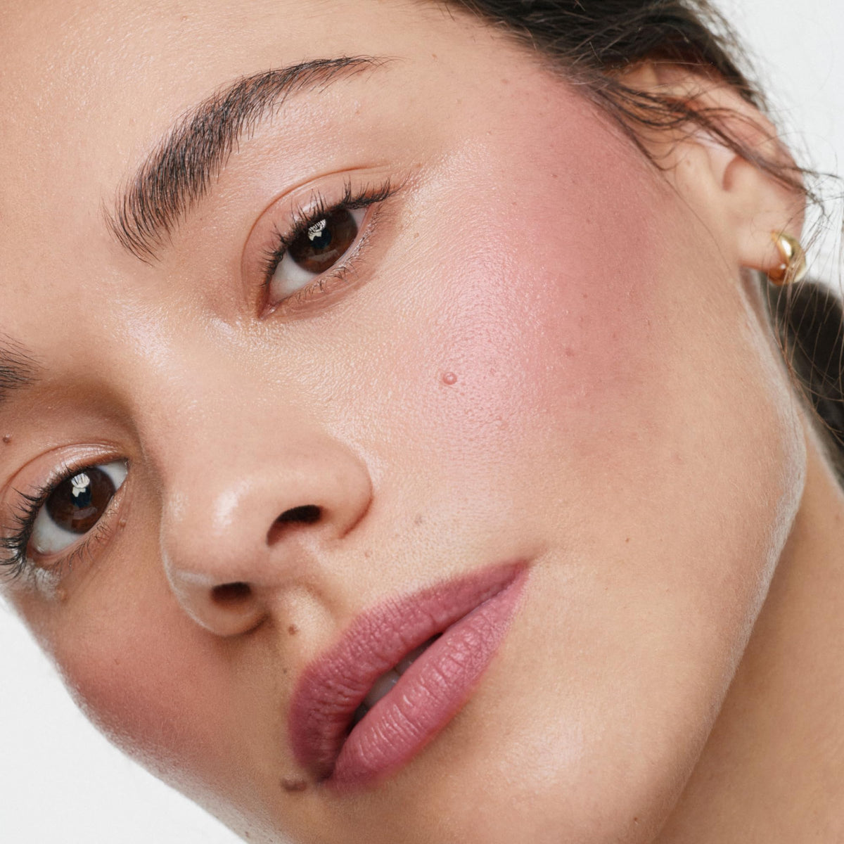 ILIA close‑up of creamy texture demonstrating smooth blendability