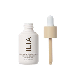 ILIA close-up of Super Serum pump and cap highlighting easy dispensing and hygiene