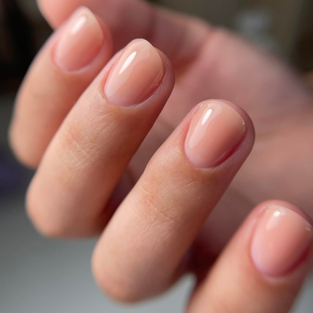IN.HYPE in-salon technician applying gel showing professional use advantage