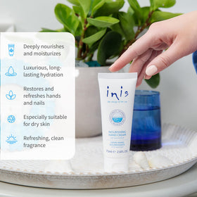 Inis seaweed and minerals close-up highlighting marine hydration benefit