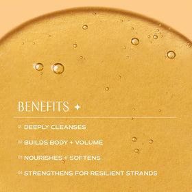 INNERSENSE Sweet Spirit leave-in mist being sprayed delivering detangling benefit
