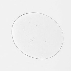 INNERSENSE oil texture closeup showing silky absorption for nourished hair
