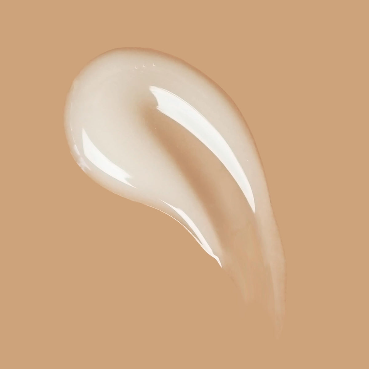 INNERSENSE pump dispensing cream texture for easy application benefit