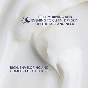 INSTITUT ESTHEDERM PARIS peptides ingredient close-up highlighting collagen-support benefit