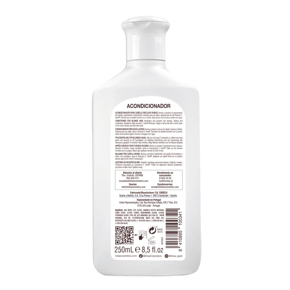 Intea close-up of conditioner texture on palm, demonstrates smooth creamy formula for hydration