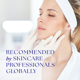 iS CLINICAL label detail highlighting active filters and antioxidants