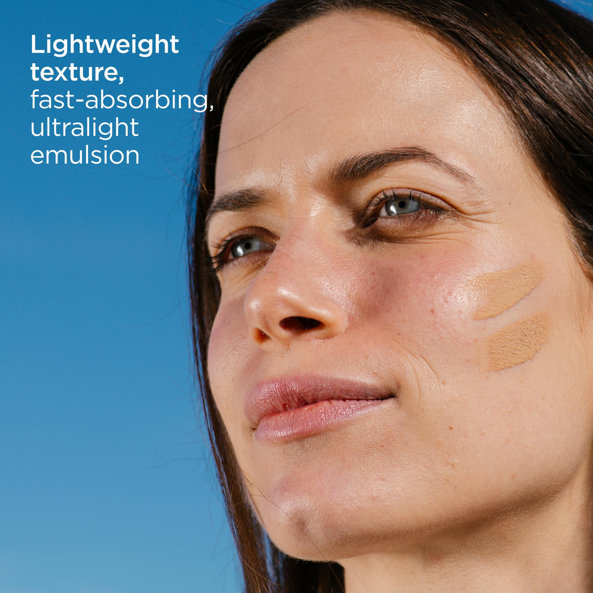 ISDIN ingredient label highlighting 10.7% zinc oxide for physical protection benefit