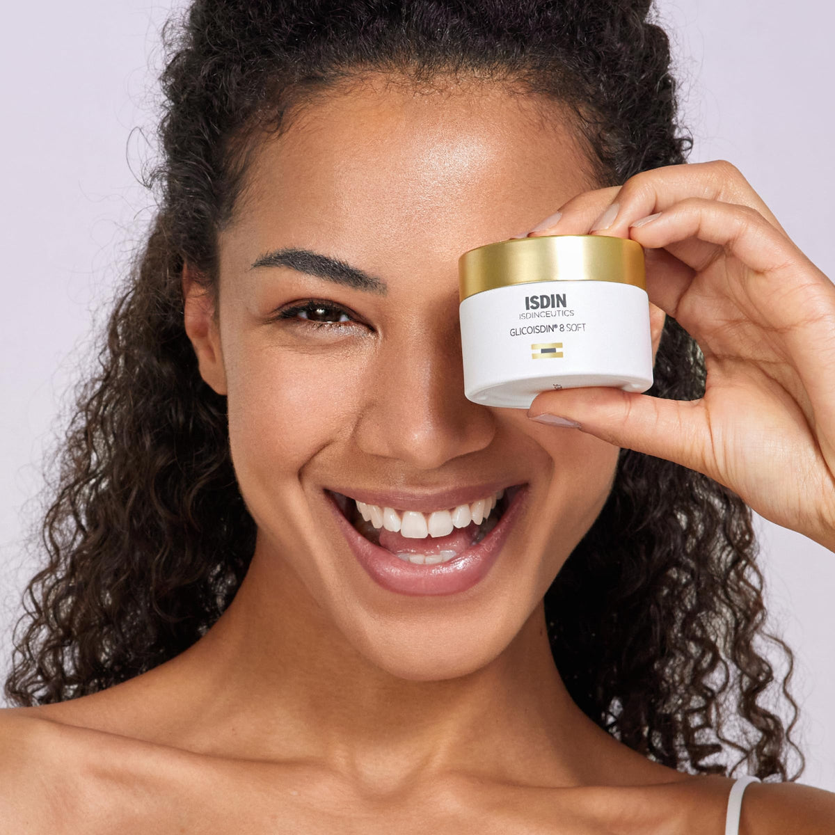 ISDIN cream texture close-up highlighting smooth, lightweight feel