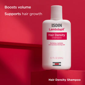 ISDIN Lambdapil lather texture demonstrating rich foam that cleans without residue