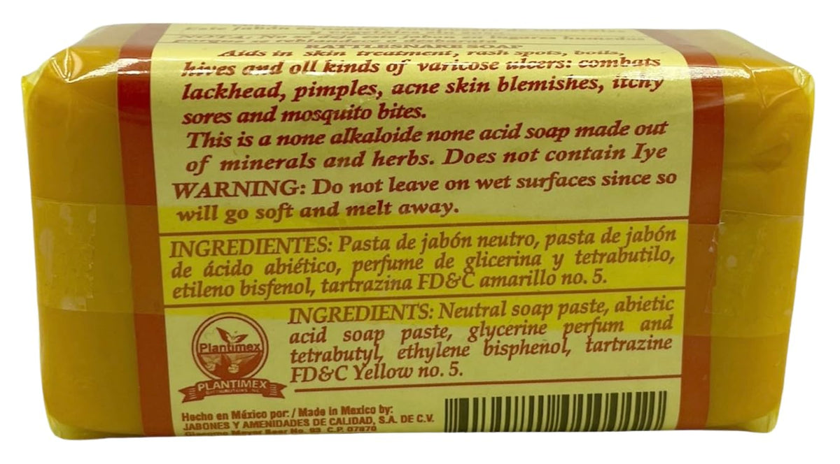 JABON DE ACEITE VIBORA DE CASCABEL in bathroom setting suggesting daily routine use