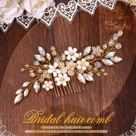 JAKAWIN closeup of pearls and crystals highlighting fine detail and luminous sparkle benefit