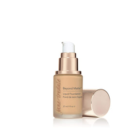 jane iredale nozzle detail showing pump for controlled, mess-free dispensing benefit