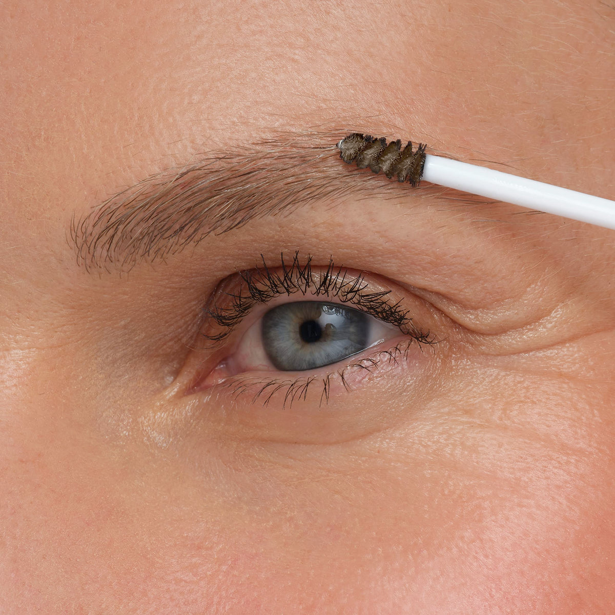 jane iredale application in morning routine for quick groomed eyebrow benefit