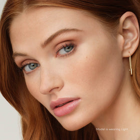 jane iredale close-up of powder texture revealing smooth blendable finish