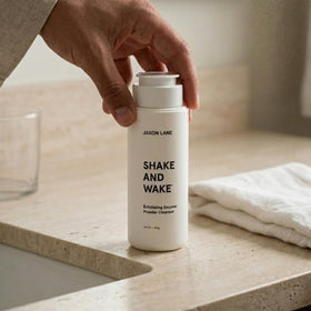 JAXON LANE foam in hand demonstrating easy water activation benefit