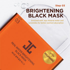 JAYJUN JJ cleansing foam lather demonstrating effective makeup removal