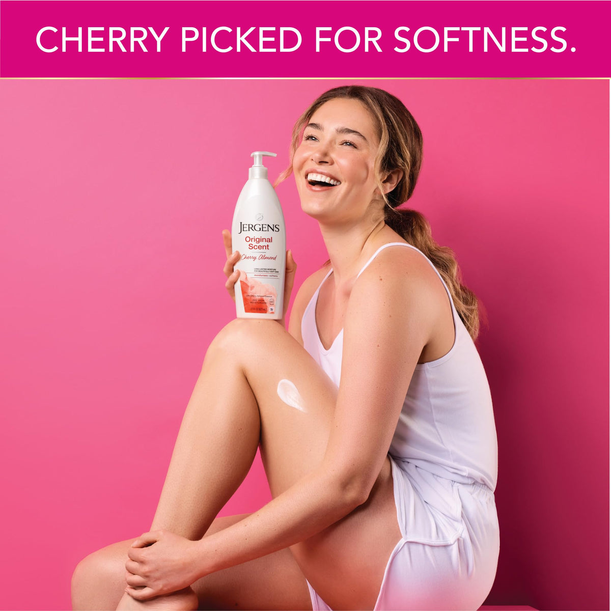 Jergens label ingredients detail highlighting Hydralucence and vitamins for nourishment