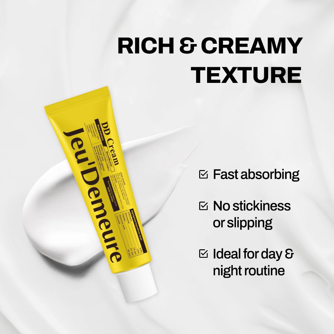 JEU'DEMEURE neck application lifestyle showing firming effect