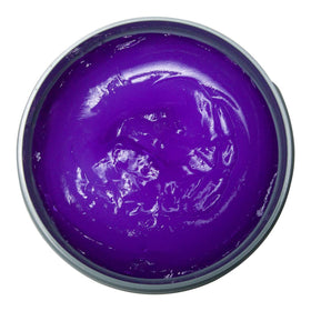 JOHNNY B. gel texture close-up displaying thick consistency and glossy sheen benefit