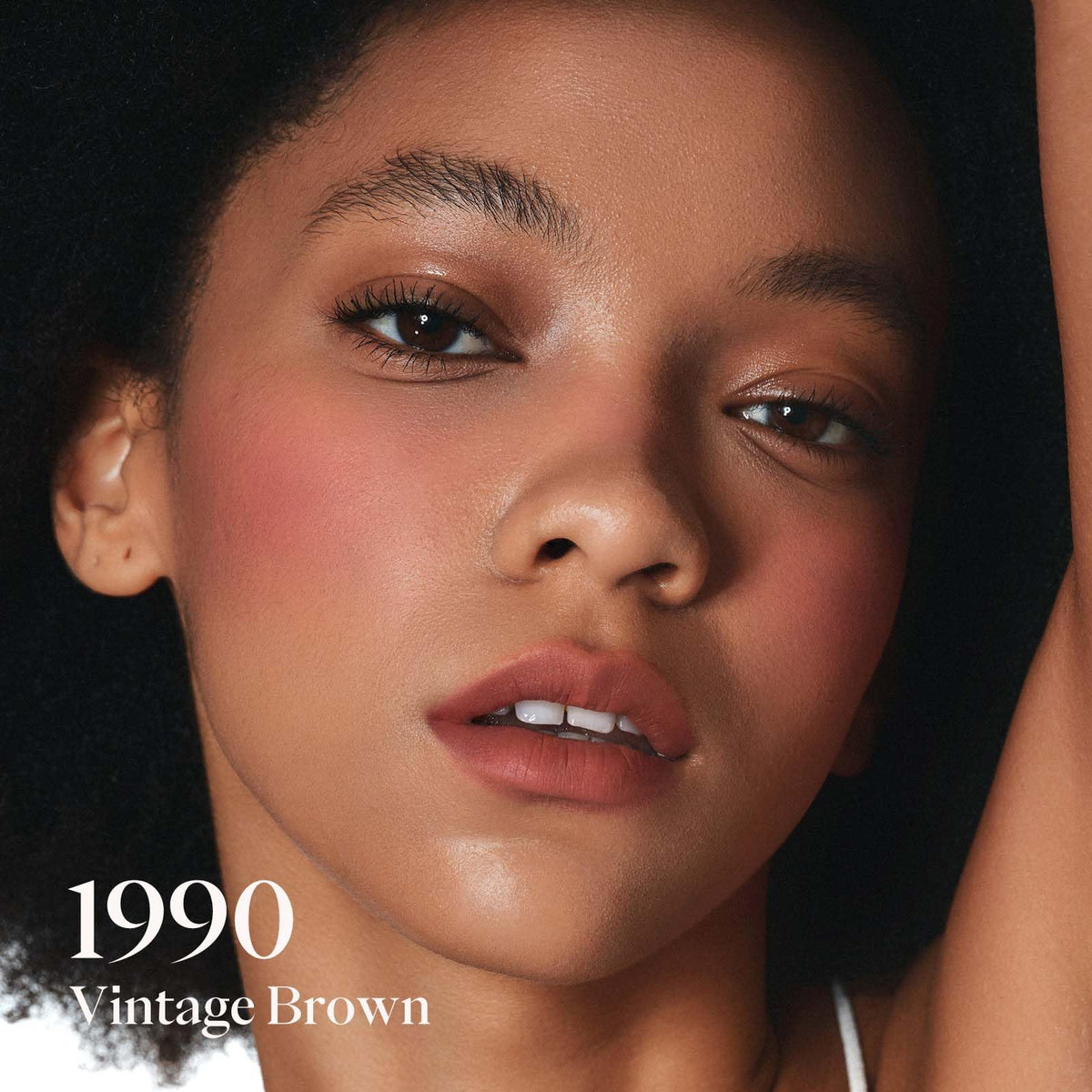 Joocyee close-up of pencil texture highlighting smooth application benefit
