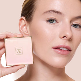Jouer powder next to green tea and hyaluronic display antioxidant hydration benefit