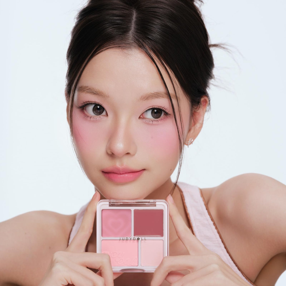 JUDYDOLL box label and product info close-up highlighting ingredients