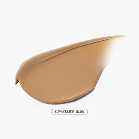 Juice Beauty texture swirl of cream highlighting hydrating, dewy finish