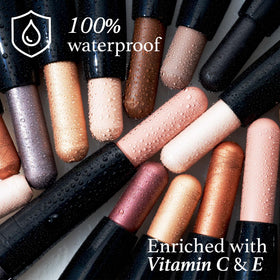 Julep application on lid demonstrating long-wear crease resistance