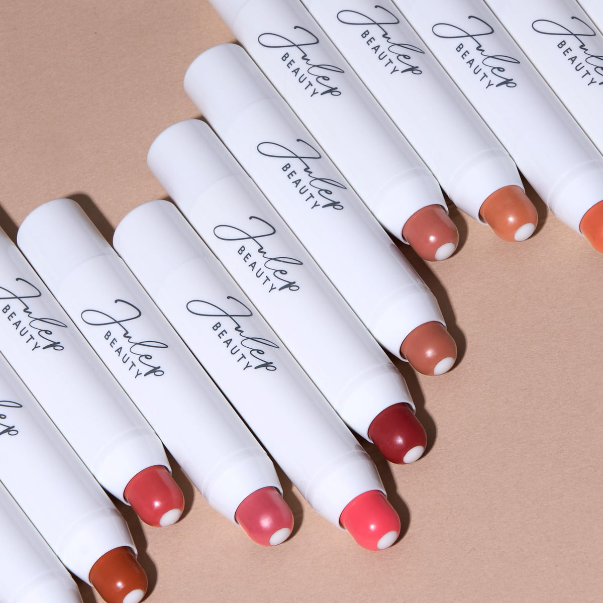Julep lifestyle bag scene showing easy touch-up and everyday polish