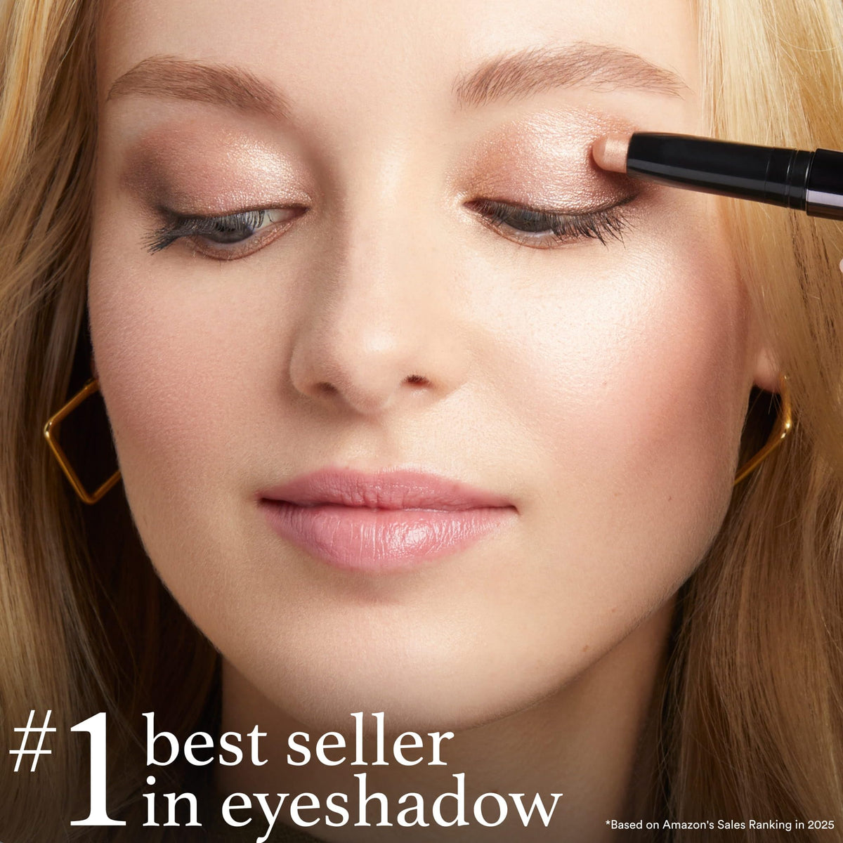 Julep close-up of built-in smudger showing fast blending on the go