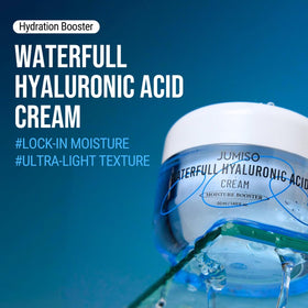 JUMISO texture close-up water-drop cream, showing lightweight absorbent feel