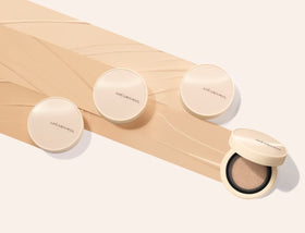 JUNG SAEM MOOL refill cartridge next to compact illustrating eco-friendly refill benefit