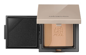 JUNG SAEM MOOL compact front view showing trio shades for natural contouring